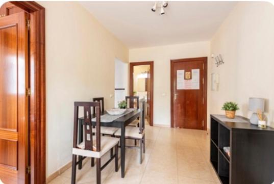 Apartamento En Primera Linea De Playa El Palo Málaga Dış mekan fotoğraf